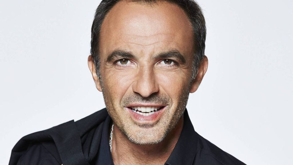 Η κίνηση του Νίκου Αλιάγα μετά την παγκόσμια τραγωδία της φλεγόμενης Παναγίας των Παρισιών (βίντεο)