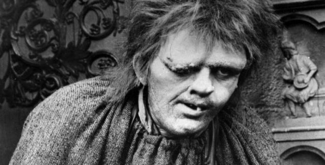 Κουασιμόδος: Ο κωδωνοκρούστης που αγάπησε με πάθος την Εσμεράλδα