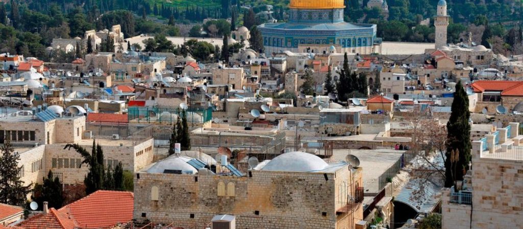 Μυστήρια πυρκαγιά και στο τέμενος Αλ Ακσά: Ταυτόχρονα με την καταστροφή της Νοτρ Νταμ – Τι συμβαίνει; (βίντεο)