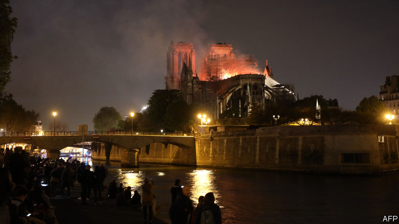 Αποκάλυψη: Λίγες μέρες πριν καεί η Notre Dam…