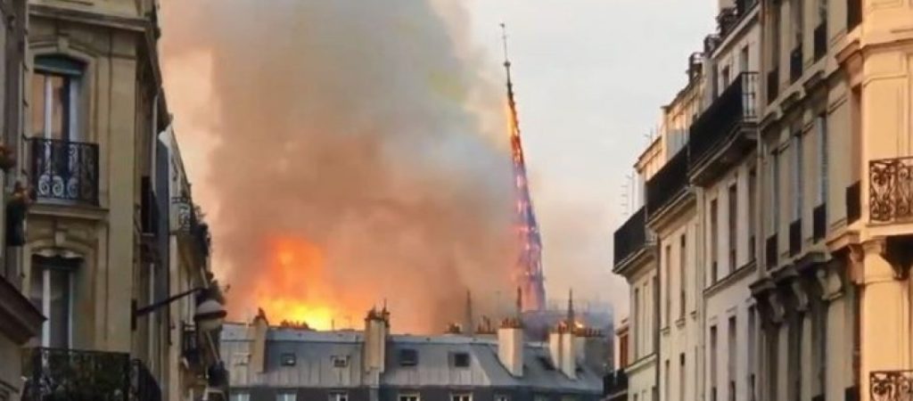 Νίκος Αλιάγας: Το συγκινητικό μήνυμα για την Παναγία των Παρισίων