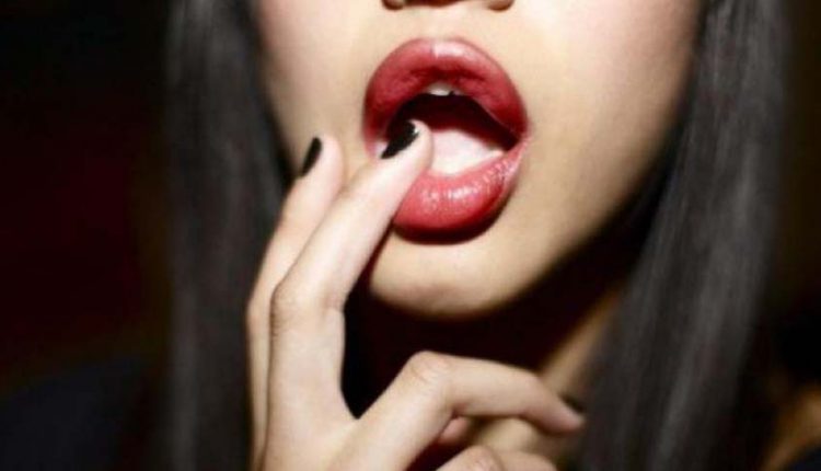 Πόσο επικίνδυνος θα μπορούσε να αποδειχτεί για την υγεία ο στοματικός έρωτας – Η ιστορία μιας νεαρής Ισπανίδας που…