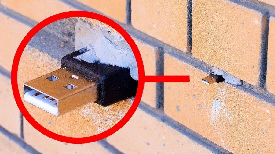 Εάν βρείτε usb σε έναν τοίχο μην το τραβήξετε – Τι είναι το «dead drop» (βίντεο)