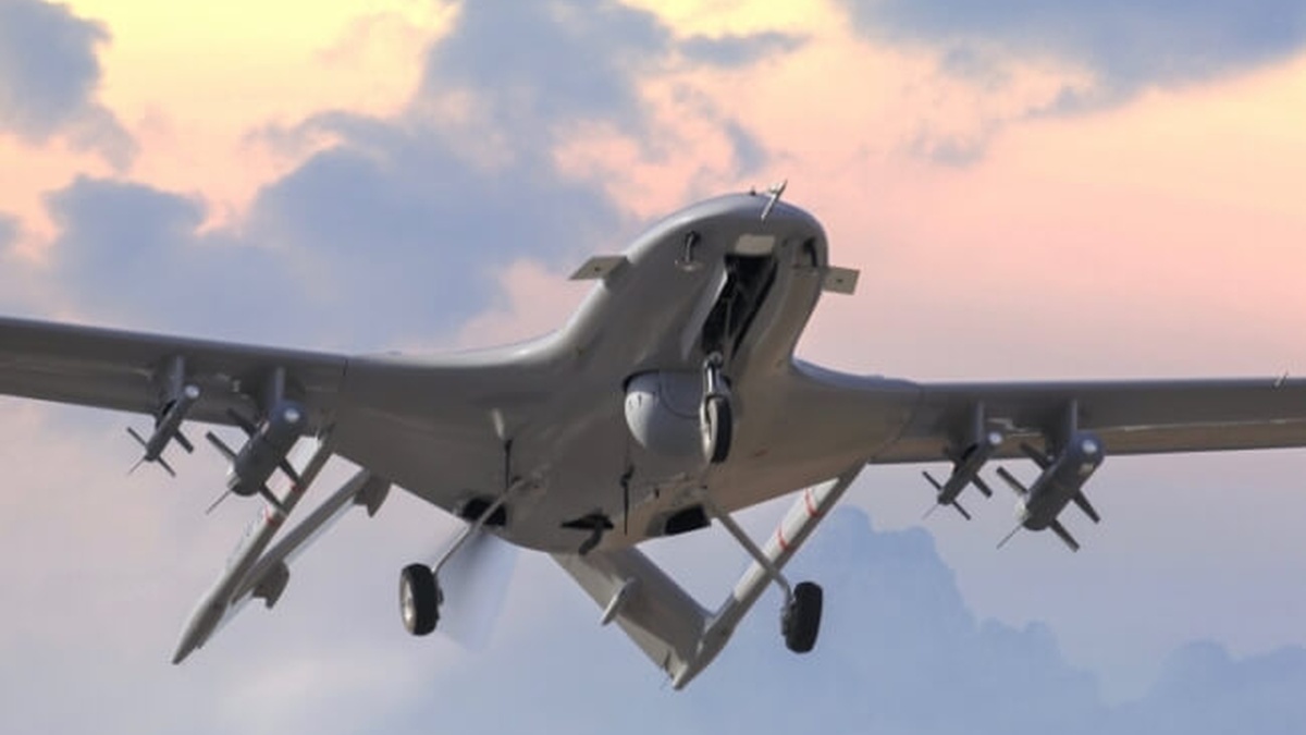 Η Άγκυρα πραγματοποίησε πτήση οπλισμένου UAV Bayraktar TB2 στη Μεσόγειο (βίντεο)
