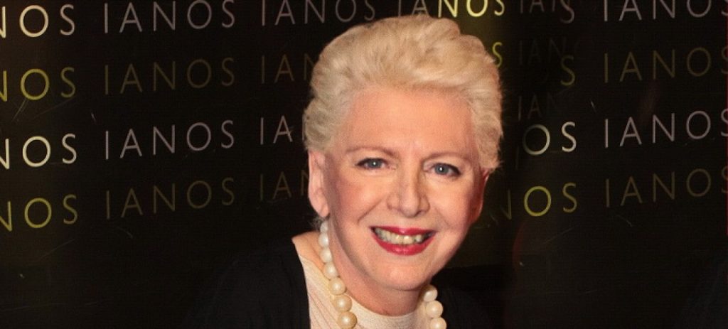 Ελενα Ακρίτα: Aπαντά στον Αμβρόσιο που την είπε ξετσίπωτη – «Και λίγα έγραψα»