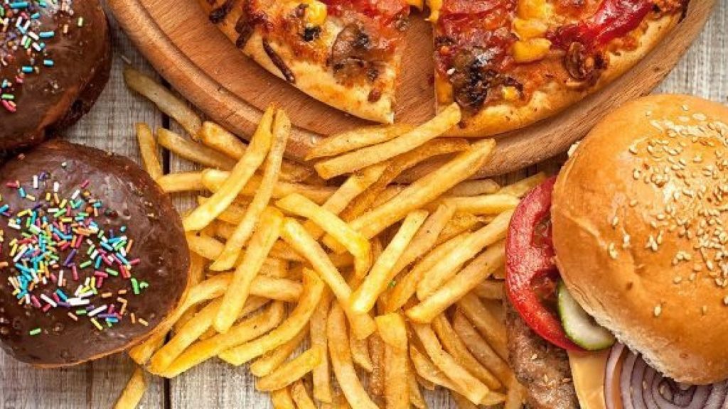 Κανείς δεν μπορεί να φάει δεύτερο: Αυτό είναι το πιο «τούμπανο» γεύμα της Ελλάδας! (φωτο)