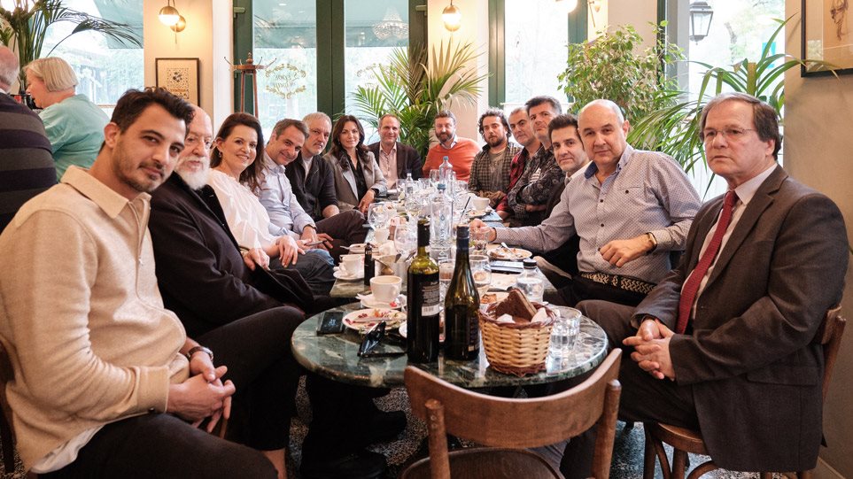 Οργισμένη αντίδραση των καλλιτεχνών κατά Κ.Μητσοτάκη: «Να κατεβεί άμεσα το σποτ» (φώτο-βίντεο)