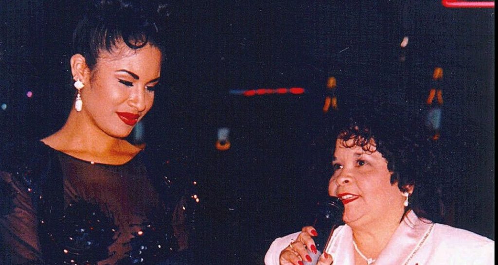 Σελίνα: Η Λατίνα τραγουδίστρια που δολοφονήθηκε στα 23 της από τη μάνατζέρ της (βίντεο)