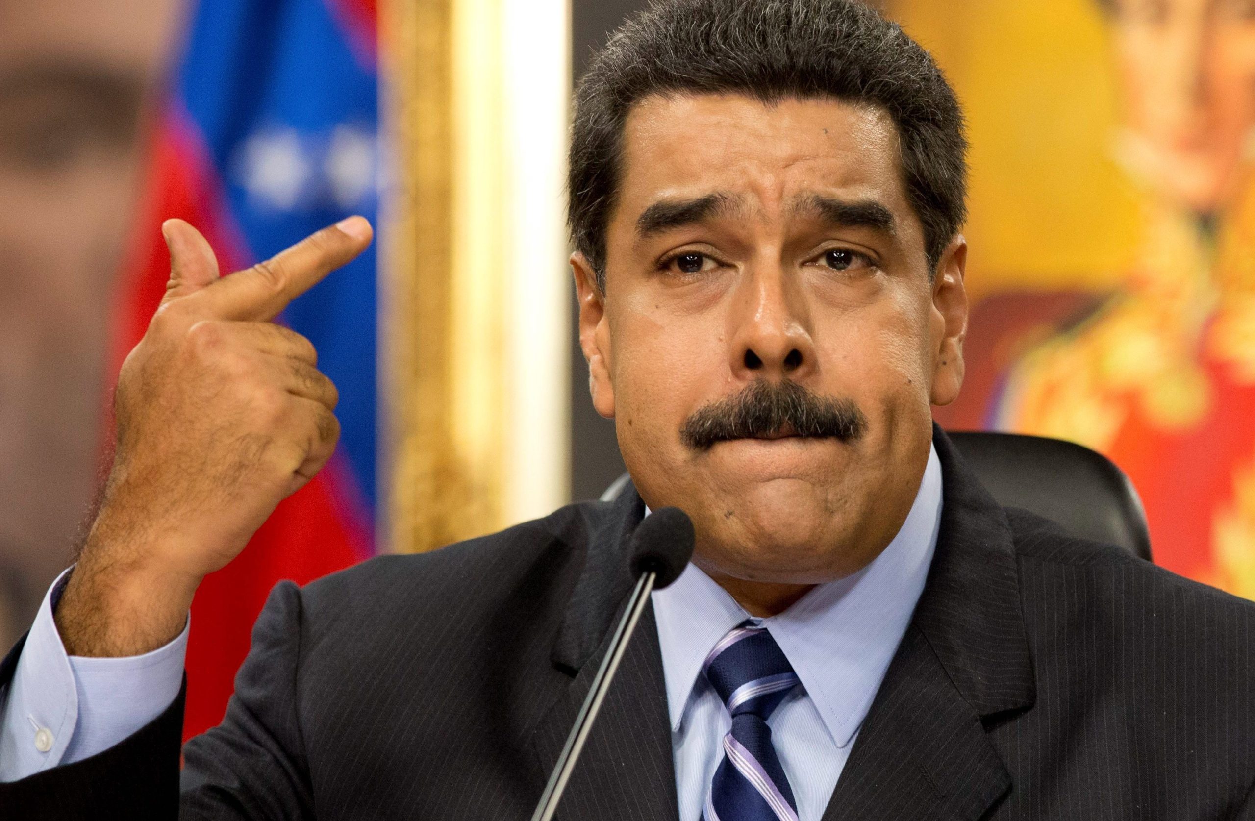 Ν.Μαδούρο σε Ντ.Τραμπ: «Απαιτώ τα 30 δισεκατομμύρια δολάρια που κλέψατε από τον λαό της Βενεζουέλας»