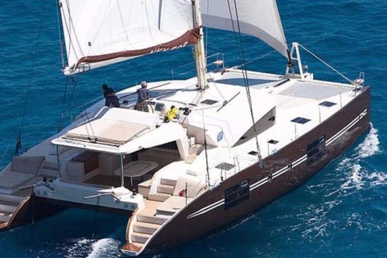 Μήλος: Χρέωναν 120 ευρώ την κρουαζιέρα χωρίς απόδειξη