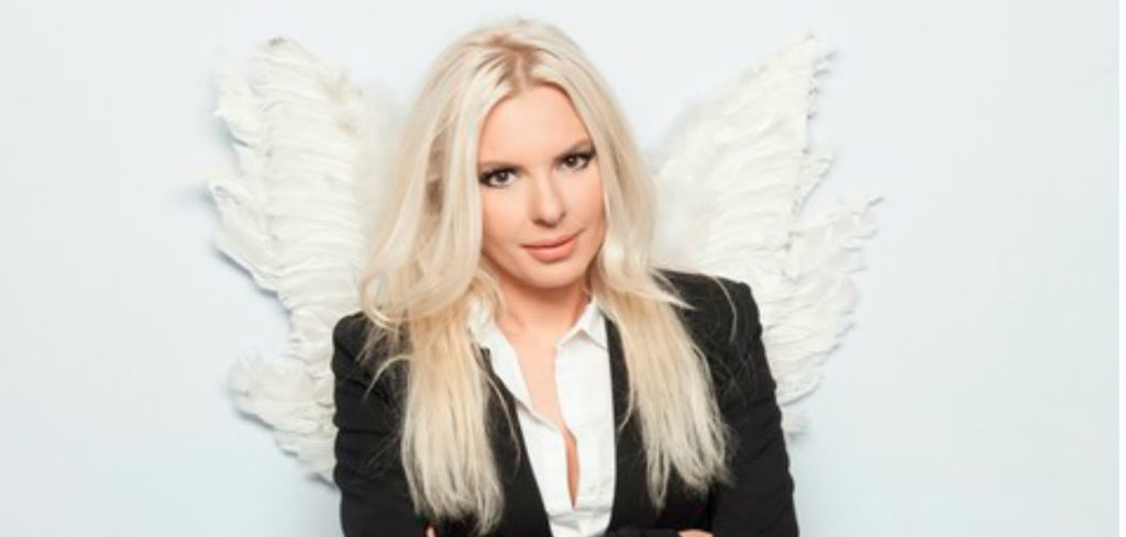 Αννίτα Πάνια: Το πρόστιμο-μαμούθ, τα γαλλικά και το πραγματικό της όνομα – 9 «καυτές» πληροφορίες για την παρουσιάστρια