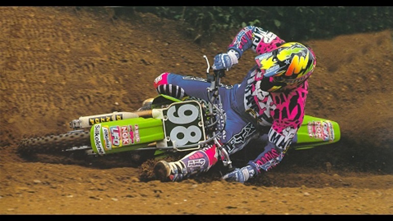 Motocross: Πτώσεις που πονάνε και μόνο που τις βλέπεις (βίντεο)