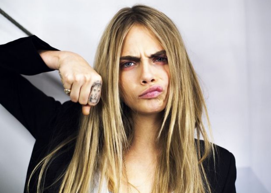 Δώσε λάμψη στα μαλλιά με ξηρό σαμπουάν