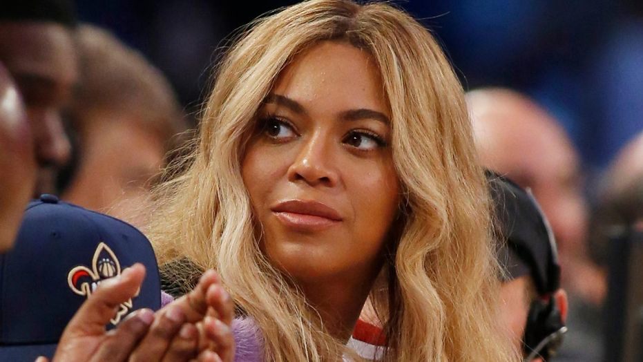 Ουρές από Celebrities για μια θέση στο Netflix (βίντεο)