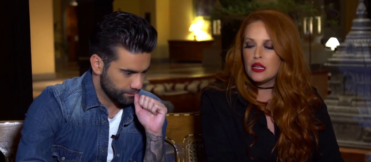 «Βόμβα» στην ελληνική σόουμπιζ – Σίσσυ Χρηστίδου & Θοδωρής Μαραντίνης ανακοίνωσαν το διαζύγιό τους! (φώτο)