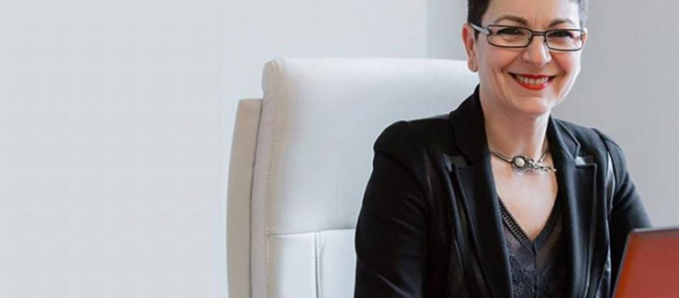 Ποινική δίωξη κατά της Λίνας Στουρνάρα συζύγου του διοικητή της ΤτΕ