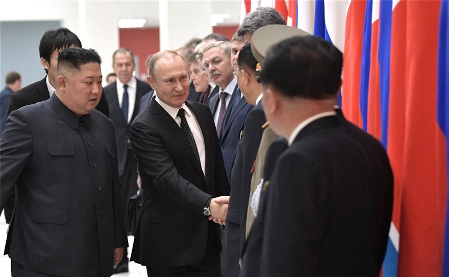 «Γεμάτη» με κολακευτικά σχόλια η συνάντηση Κιμ Γιονγκ Ουν – Πούτιν – Τι συζήτησαν (βίντεο)