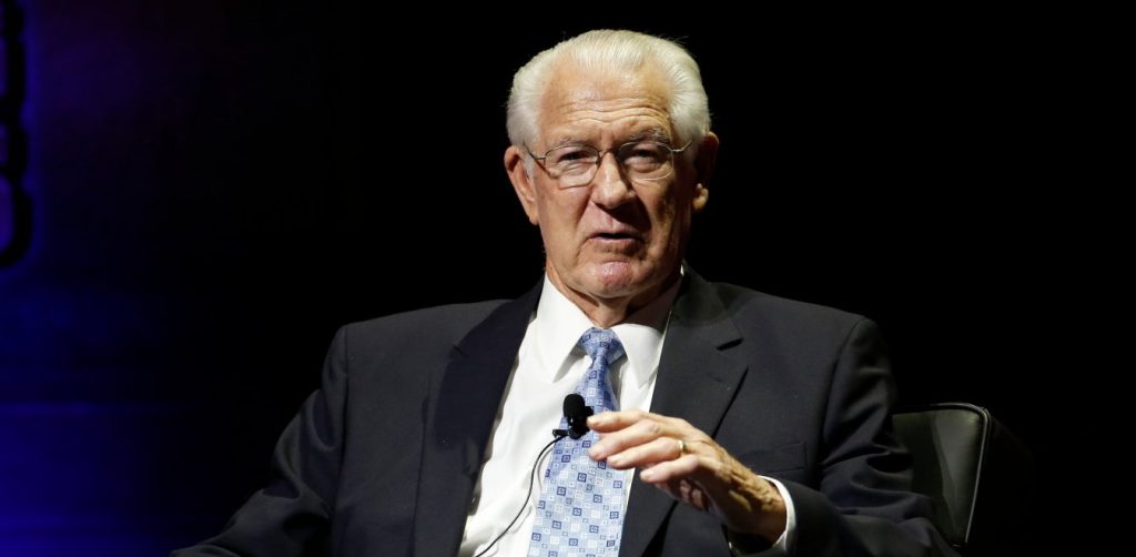 Απεβίωσε ο θρύλος του NBA και των Σέλτικς Τζον Χάβλιτσεκ (φωτο)