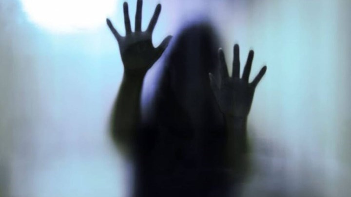 Φρίκη στη Φθιώτιδα: 74χρονος κατηγορείται ότι ασελγούσε σε 23χρονη με νοητική υστέρηση