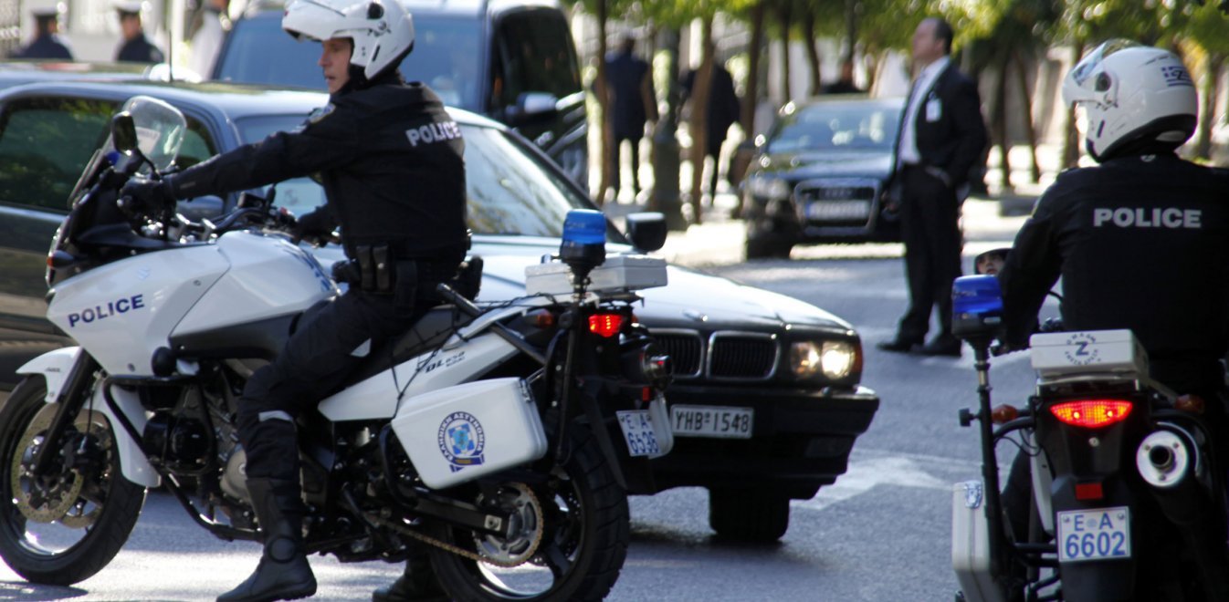 Ανέκδοτο η δημόσια ασφάλεια επί ΣΥΡΙΖΑ: Ληστεύουν υπουργούς & βουλευτές & αρπάζουν όπλα αστυνομικών!