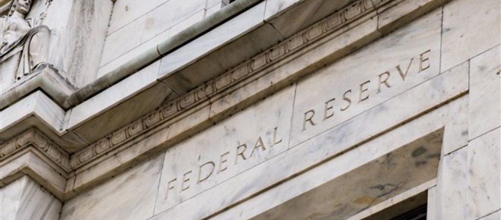 Αμετάβλητα τα επιτόκια της Ομοσπονδιακής Τράπεζας των ΗΠΑ