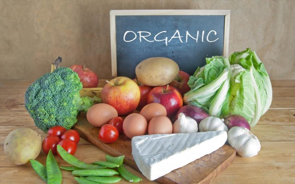 Βιολογικά και συμβατικά τρόφιμα: Τι σχέση έχουν με τον καρκίνο;