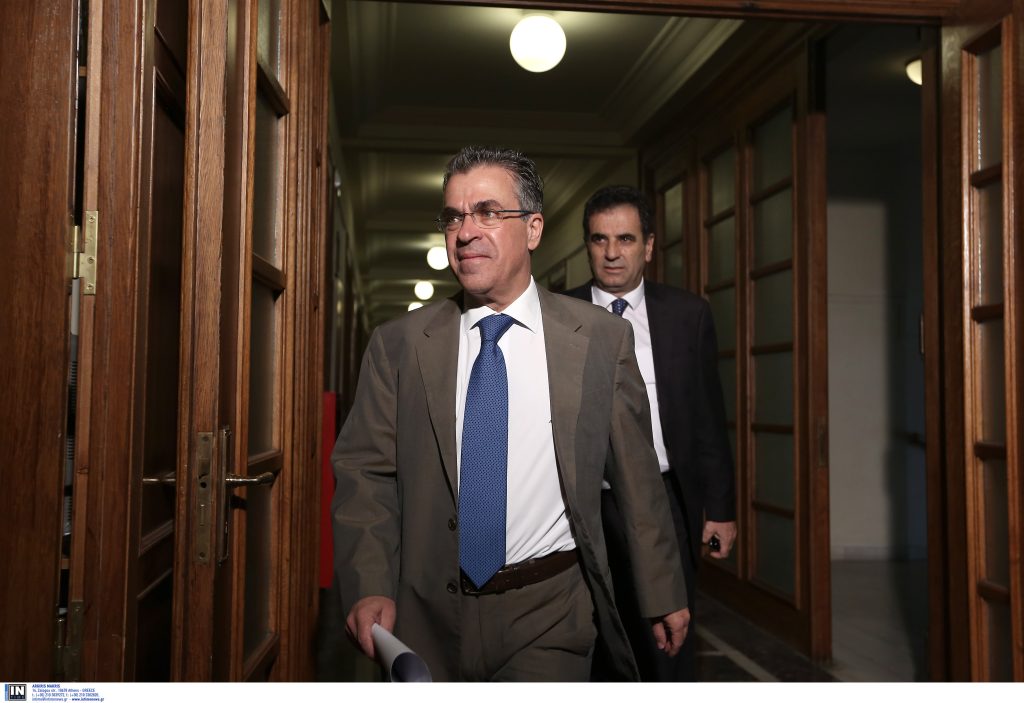 Παραίτηση Αργύρη Ντινόπουλου από τη βουλευτική έδρα