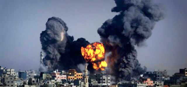 Οι Ισραηλινοί ισοπέδωσαν το κτίριο του τουρκικού πρακτορείου ειδήσεων στη Γάζα – Μπαράζ επιθέσεων από την IAF