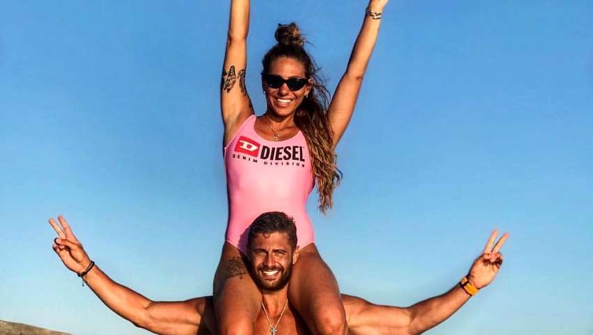 Δεν τον αναγνωρίζει ούτε η Βαλαβάνη: Ο Βασάλος με μακριά μαλλιά και πριν… γίνει «ντούκι»