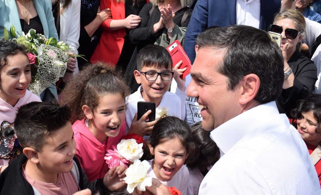 Α.Τσίπρας σε οικισμό Ρομά στην Ξάνθη: «Είστε παράδειγμα πολυπολιτισμικής συμβίωσης»!