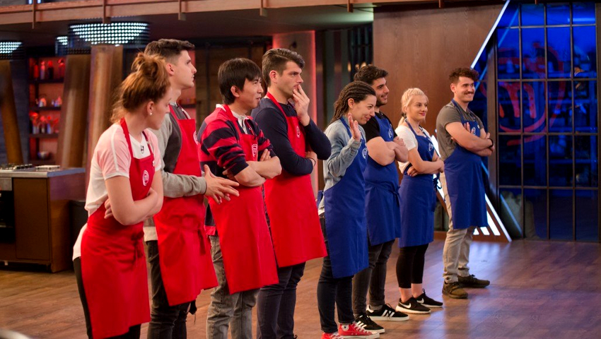 MasterChef: Νέο spoiler δείχνει τον «Κρατς» να απολαμβάνει τον χορό… της Αναστασίας Γιούσεφ (φώτο)