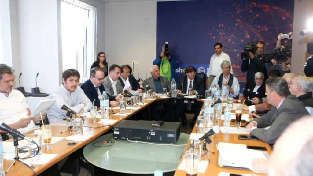 Αδιέξοδο με τον Ολυμπιακό στον ΕΣΑΚΕ και όλα στον… αέρα!