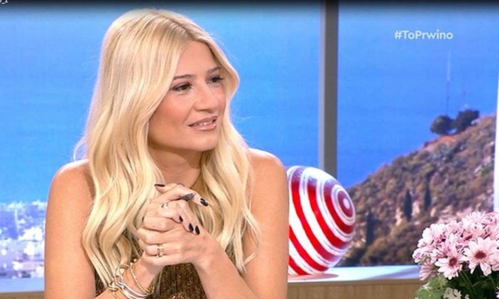 Επική τούμπα στο Πρωινό – Τον πέταξε κάτω η Φαίη Σκορδά (βίντεο)