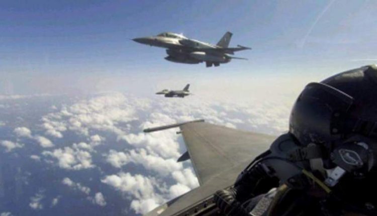 Δυναμική απάντηση της Ελλάδας στην Τουρκία – 30 οπλισμένα ελληνικά μαχητικά κυνήγησαν τουρκικά F-16 (βίντεο)