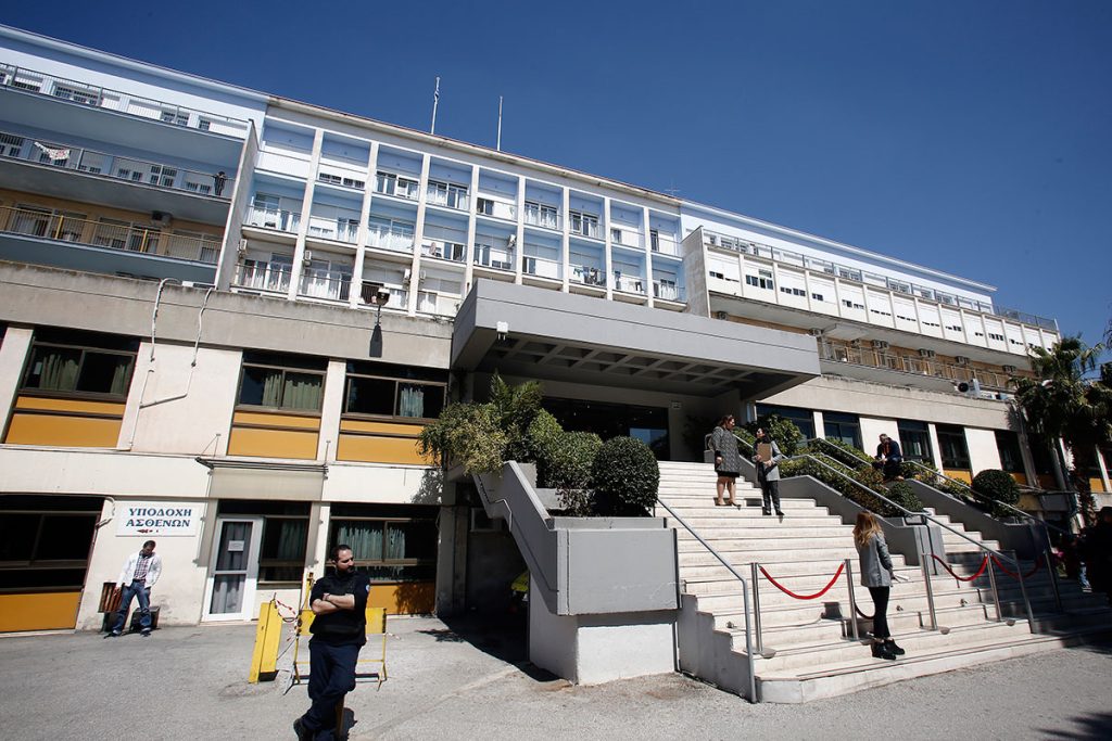 Ανάσα αισιοδοξίας για την 8χρονη Αλεξία – Ξύπνησε και έπιασε το χέρι της μητέρας της (βίντεο)