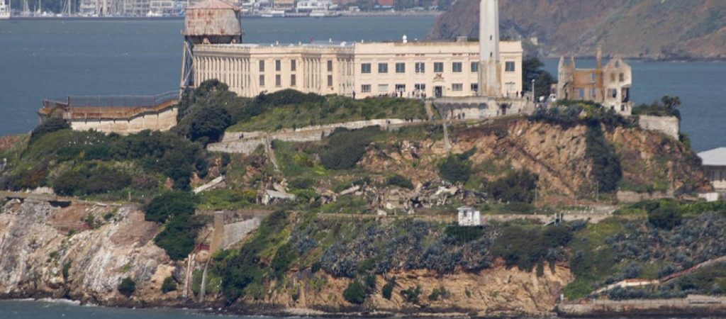 Πετυχαίνοντας το ακατόρθωτο: Απόδραση από τη φυλακή που δεν βγαίνει κανείς