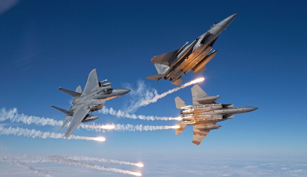 Λήψη μέτρων για σύρραξη με Ιράν παίρνει το Κουβέιτ: Εστειλαν F-15C & MIM-104 Patriot οι ΗΠΑ- Παρέδωσαν έδαφος οι Χούθι