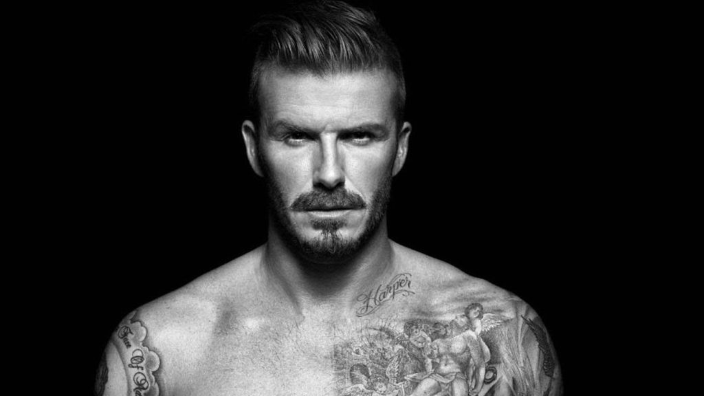 Με σοφέρ ο Ντέιβιντ Μπέκαμ: Του πήραν το δίπλωμα γιατί μιλούσε στο κινητό