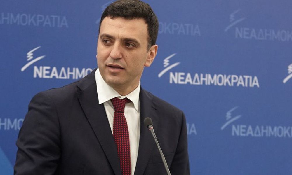 Ο Βασίλης Κικίλιας άφησε για λίγο την Μπαλατσινού και πήγε για τζόκινγκ στον Εθνικό Κήπο