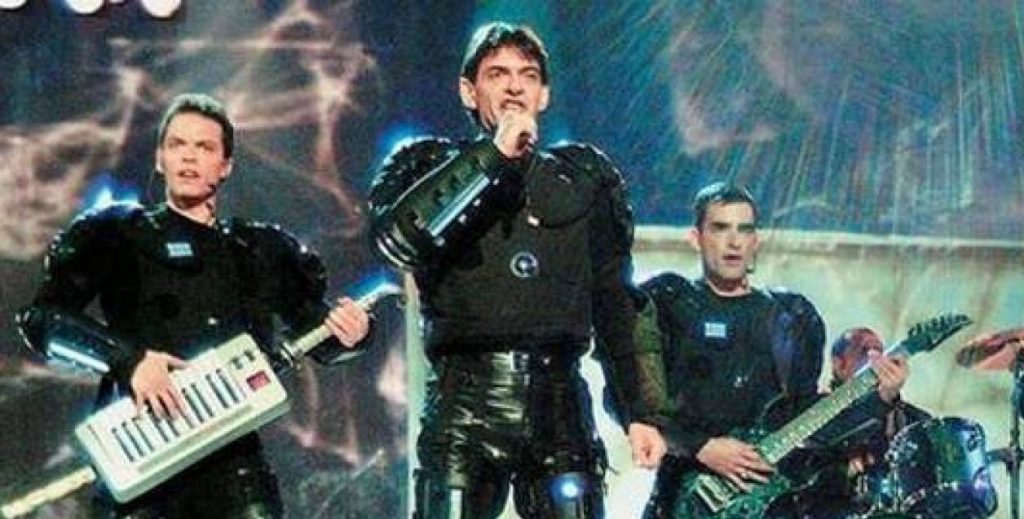 S.A.G.A.P.O: Ο Μιχάλης Ρακιντζής επέστρεψε με διαφήμιση… επικών διαστάσεων!