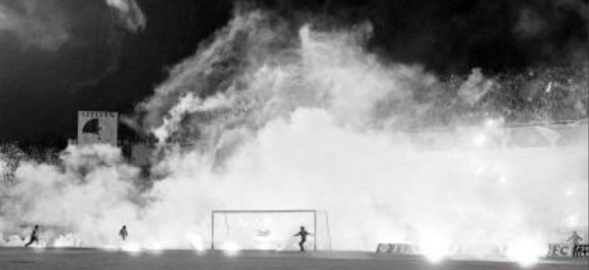 Ο πρώτος τελικός των χούλιγκαν (φώτο)