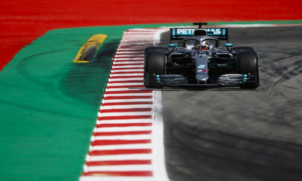 GP Ισπανίας: Εύκολη νίκη για τον Hamilton! (φώτο)