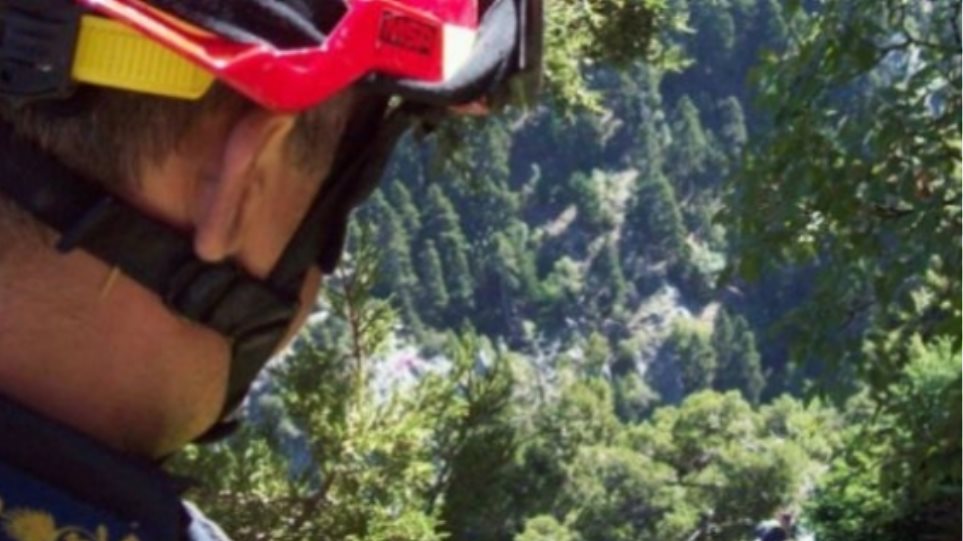 Κρήτη: Επιχείρηση των ΕΜΑΚ για τη διάσωση γυναίκας στο φαράγγι του Αμπά