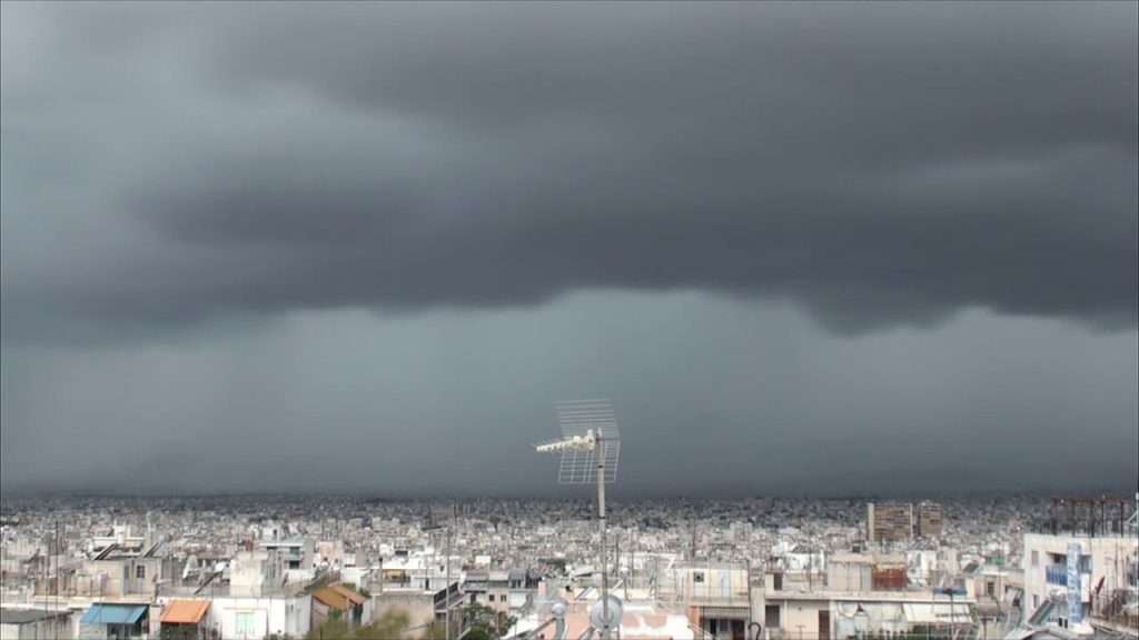 Καιρός: Βροχές και πτώση της θερμοκρασίας σήμερα