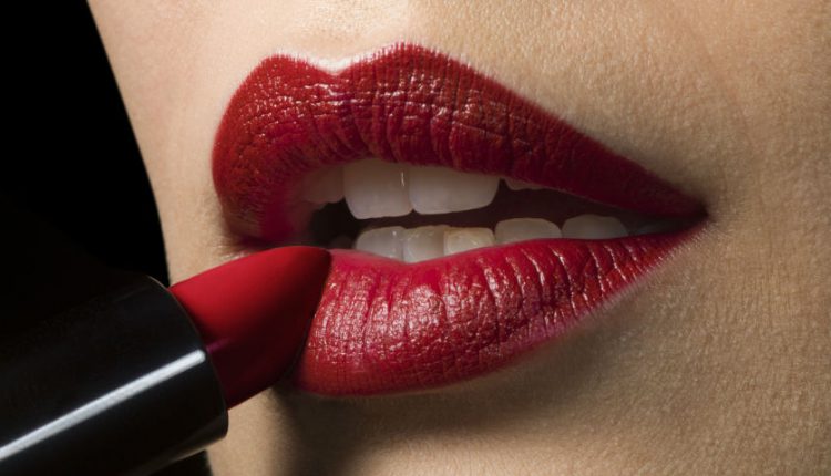 Ανάκληση γνωστών κραγιόν και make up από τον ΕΟΦ – Αναλυτικά η λίστα