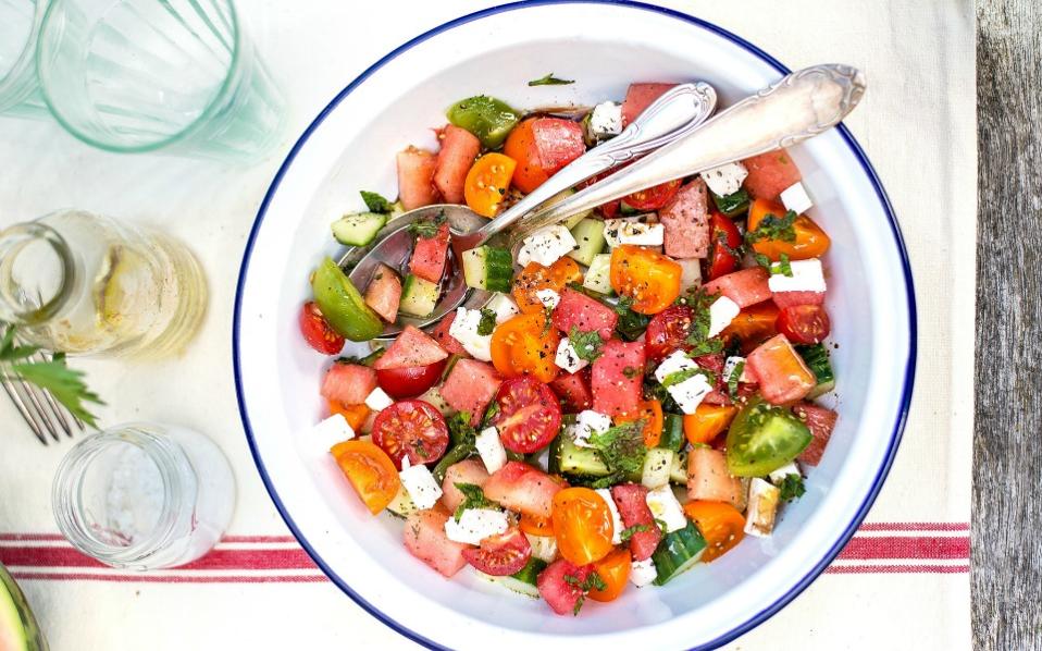 Αυτό είναι το φρούτο που προστατεύει την καρδιά και το δέρμα