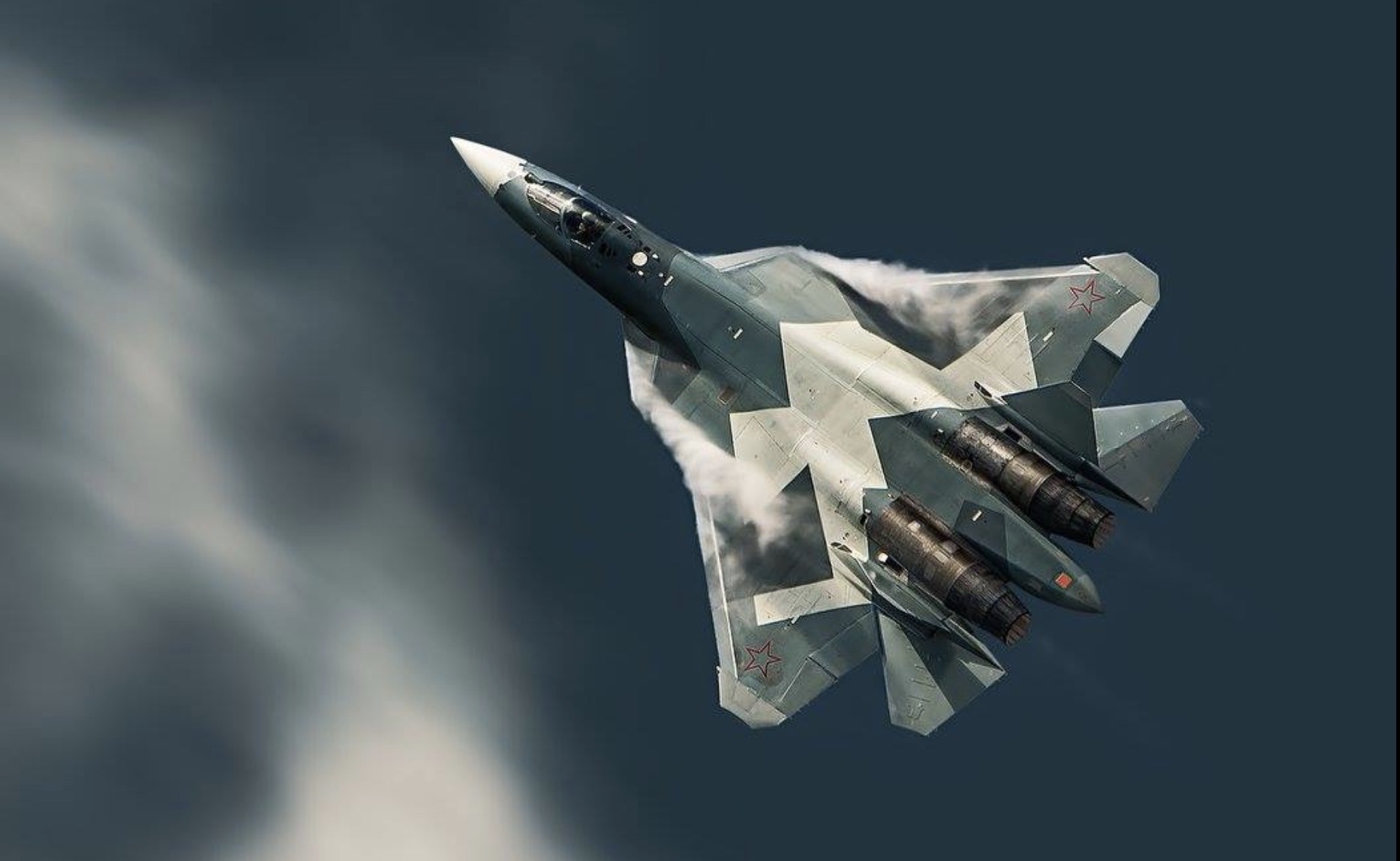 Βίντεο: Σχηματισμός 6 Su-57 συνοδεύει το ρωσικό «Air Force One»