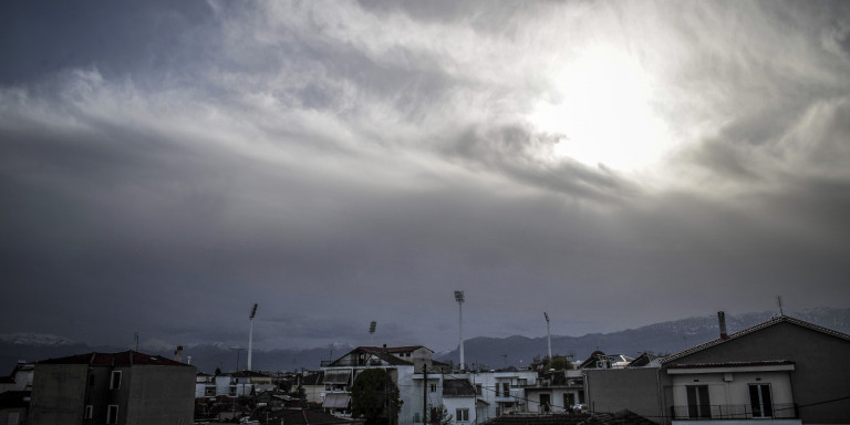 Αστατος καιρός και αφρικανική σκόνη την Τετάρτη – Πού αναμένονται καταιγίδες – Αναλυτική πρόγνωση