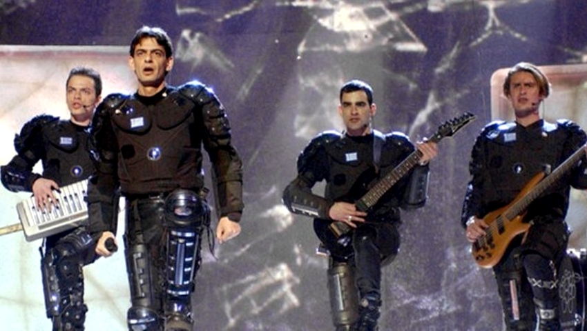 Ακόμα ερωτευμένος! To κορίτσι του Μιχάλη Ρακιντζή υπήρξε η ωραιότερη γυναίκα των ’90s (φωτό)