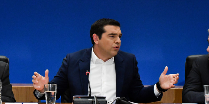 Απίστευτο και όμως αληθινό: Ο Υποχθόνιος εξηγεί στον Τσίπρα τι σημαίνει… «μαμά» (βίντεο)